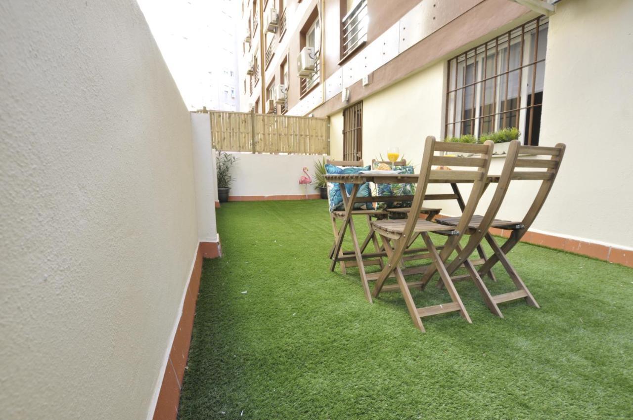 Luminoso Y Coqueto Apartamento Con Jardin Málaga Dış mekan fotoğraf